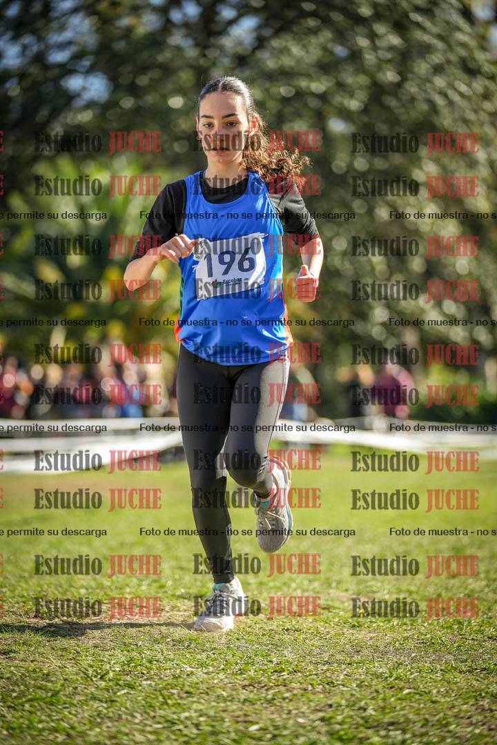 Fotos de la llegada del cross de 1500 m