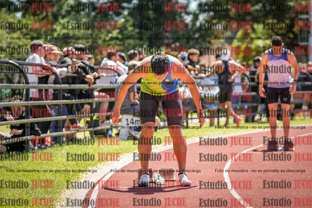 Fotos de los 400 m llanos de varones