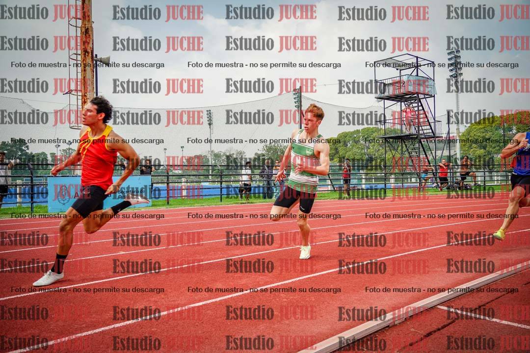 Fotos de los 200 m llanos de varones