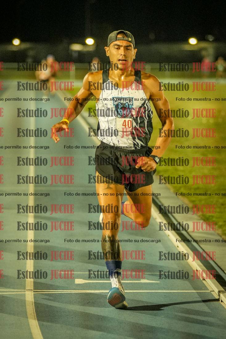 Fotos de los 3000 m llanos de varones