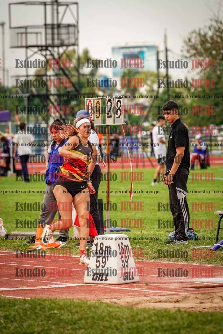 Fotos del salto triple de mujeres y varones