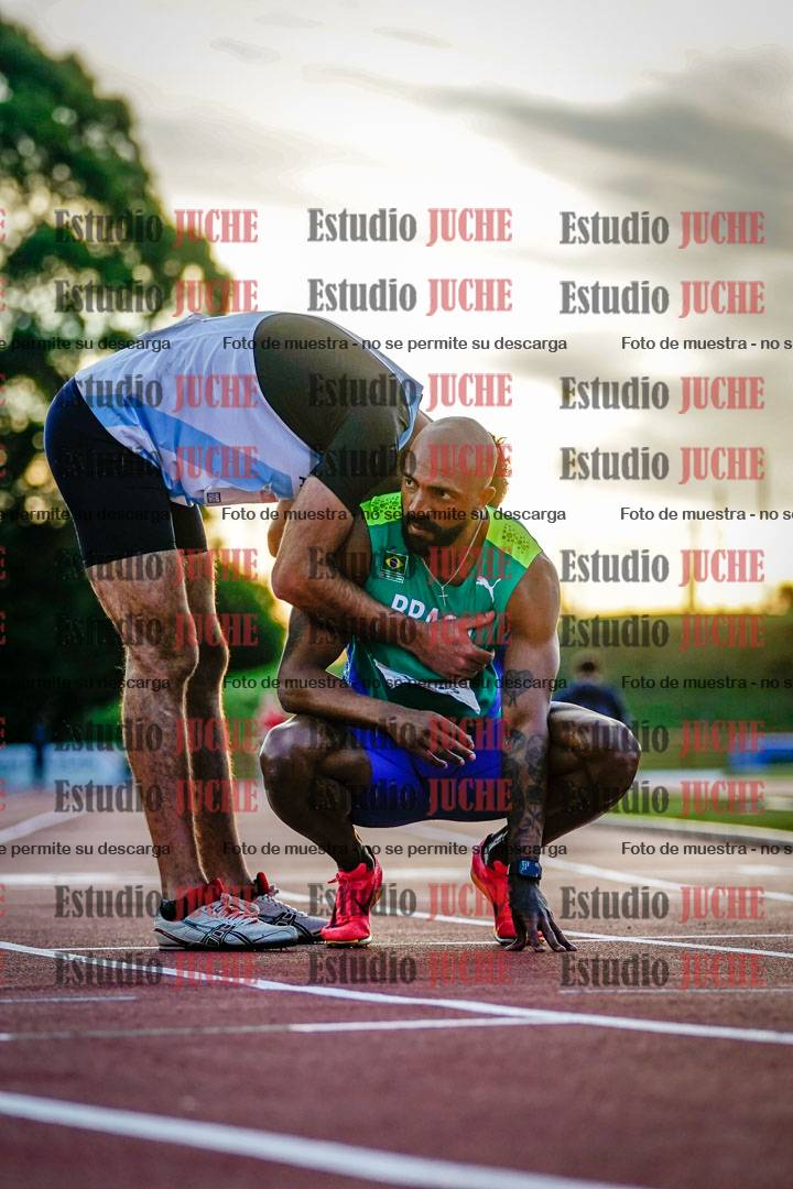 Fotos de los 1500 m llanos de varones - deca 10
