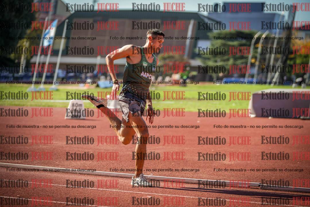 Fotos de los 400 m llanos de varones