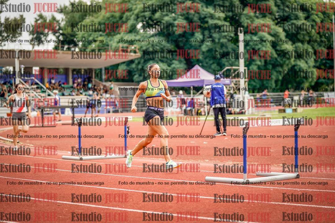 Fotos de los 400 m con vallas de mujeres