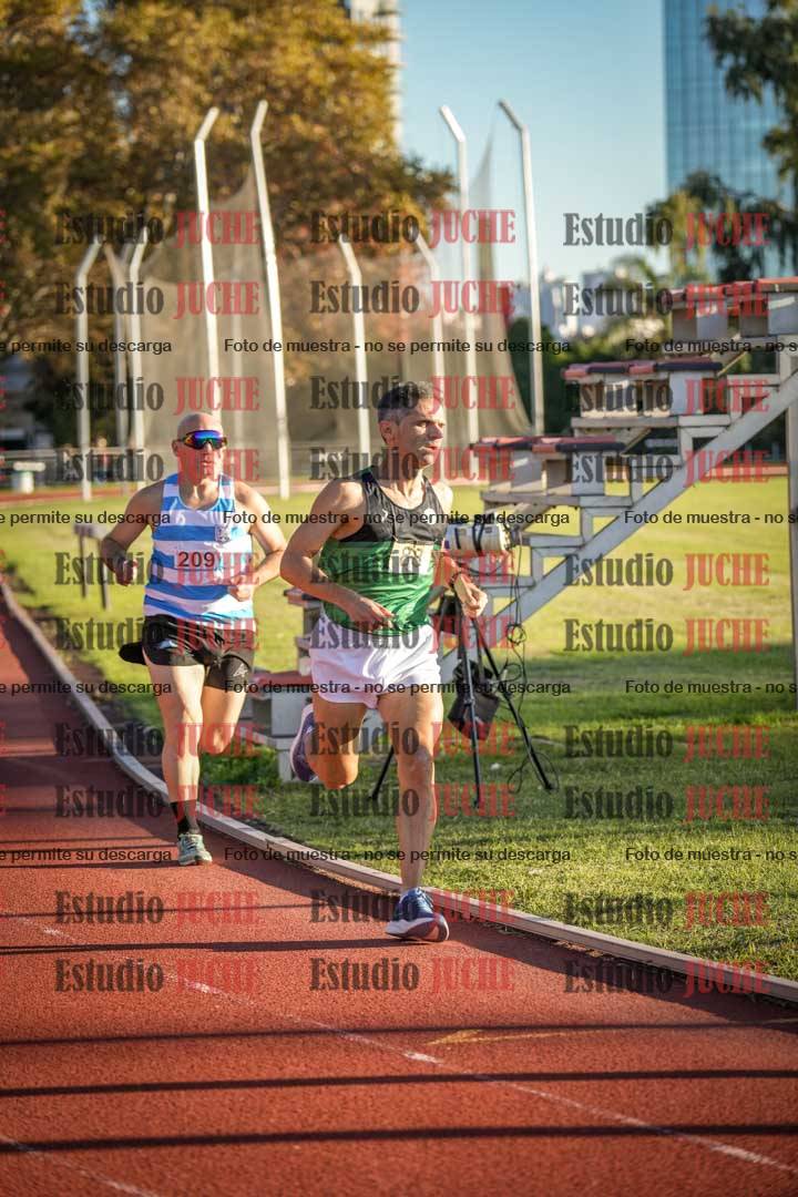 Fotos de los 3000 m llanos de varones