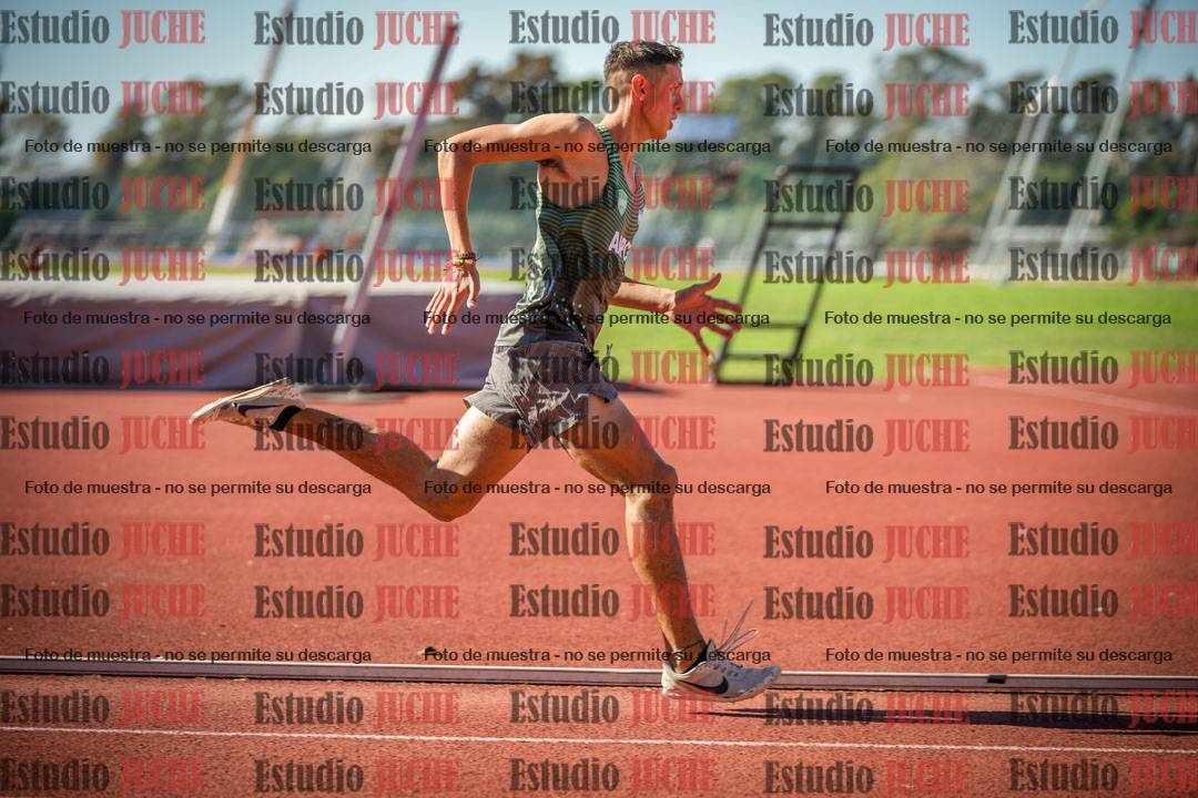 Fotos de los 400 m llanos de varones