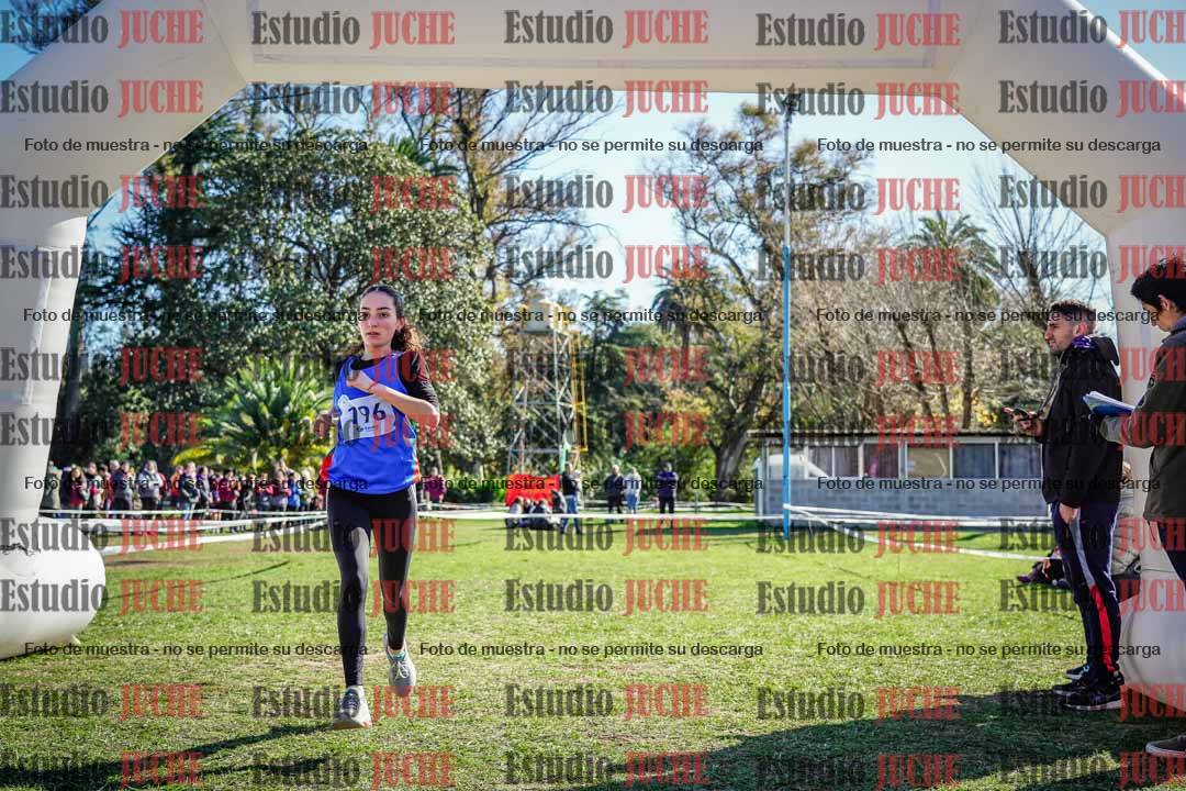 Fotos de la llegada del cross de 1500 m