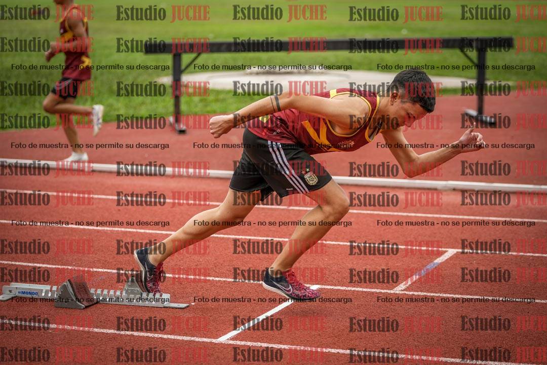 Fotos de los 400 m llanos de varones