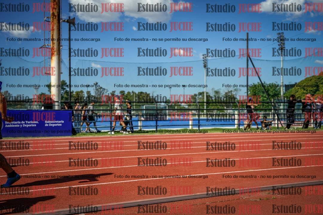 Fotos de los 200 m llanos de varones
