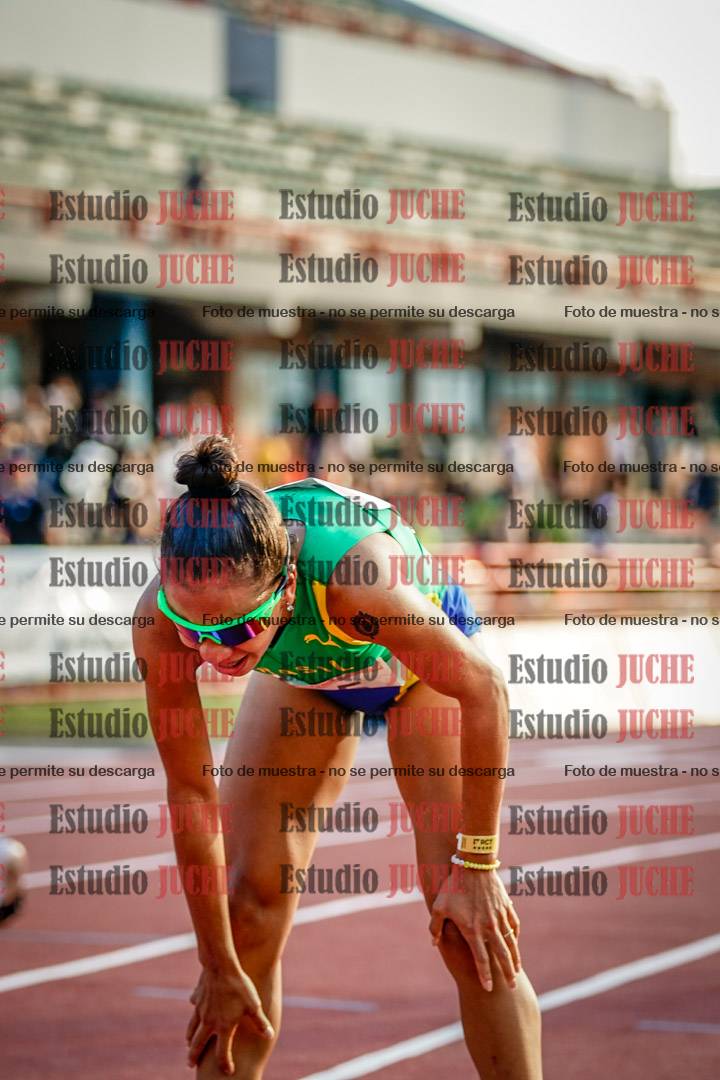 Fotos de algunos extras y podios del día 1