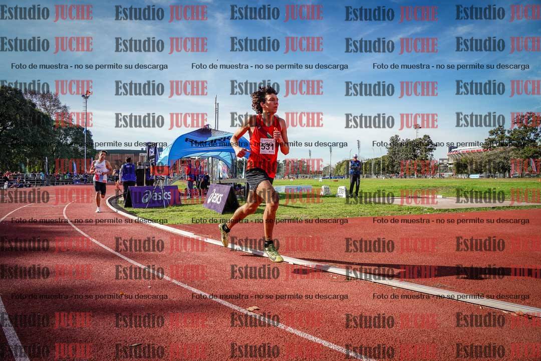 Fotos de los 1500 m de varones - decatlón 10