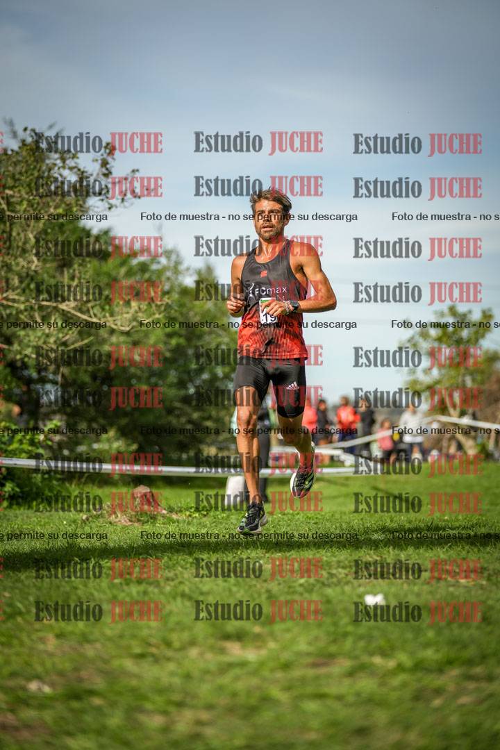 Fotos de la llegada del cross de 8000 m