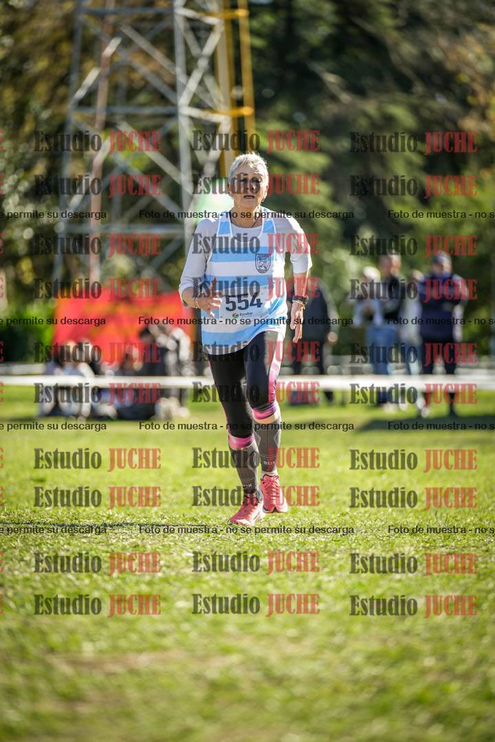 Fotos de la llegada del cross de 1500 m