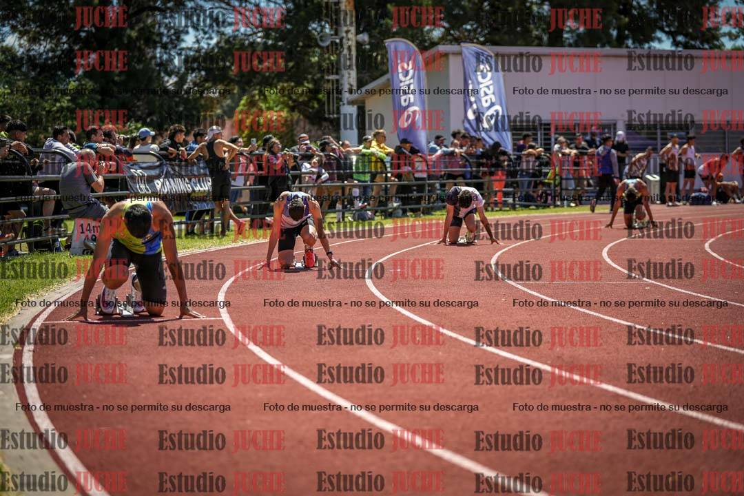 Fotos de los 400 m llanos de varones