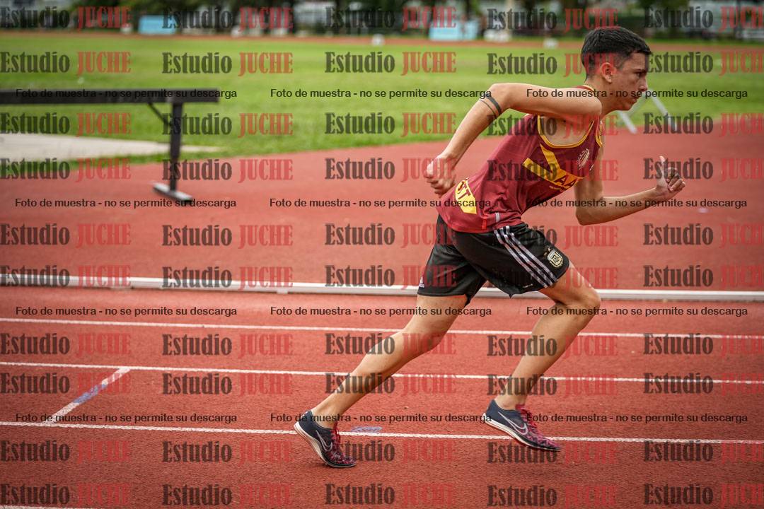 Fotos de los 400 m llanos de varones