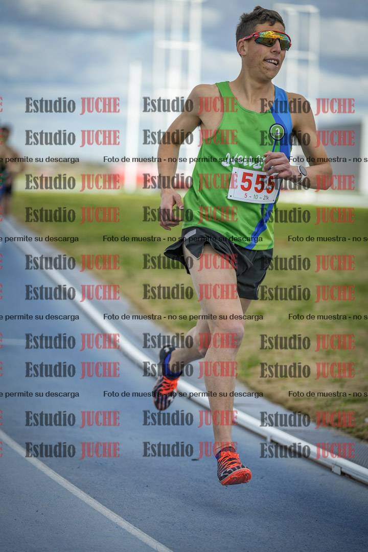 Fotos de los 5000 m llanos de varones