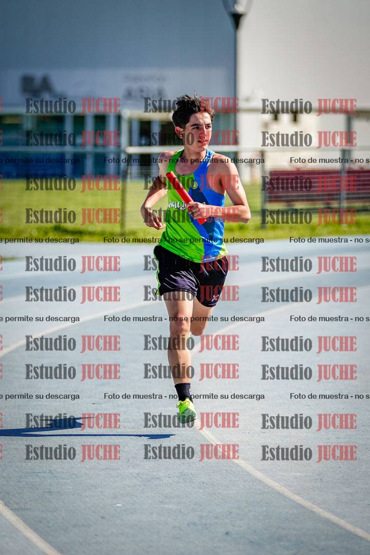 Fotos de las postas 8x300 m mixtas