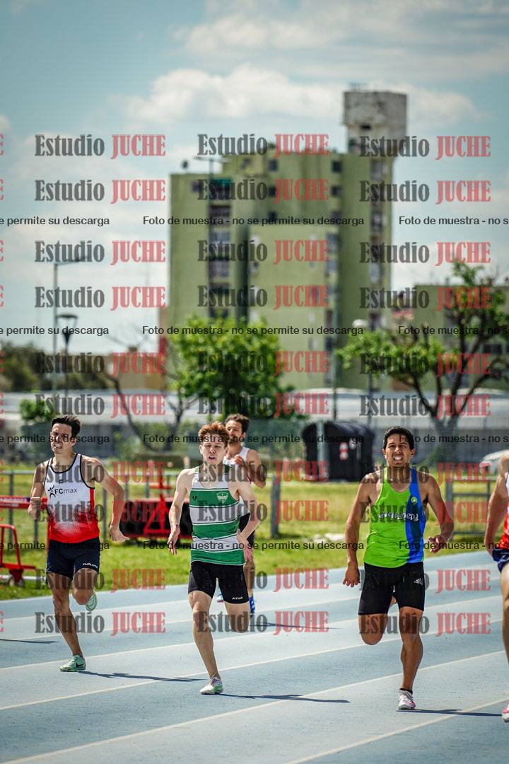 Fotos de los 400 m llanos de varones