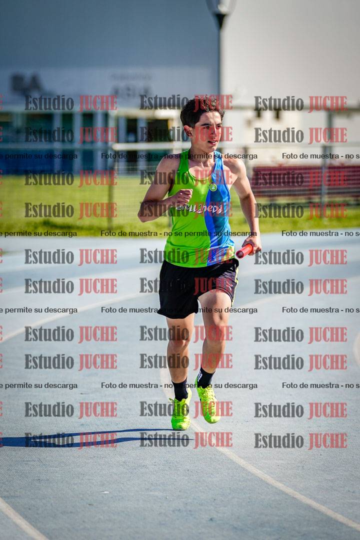 Fotos de las postas 8x300 m mixtas