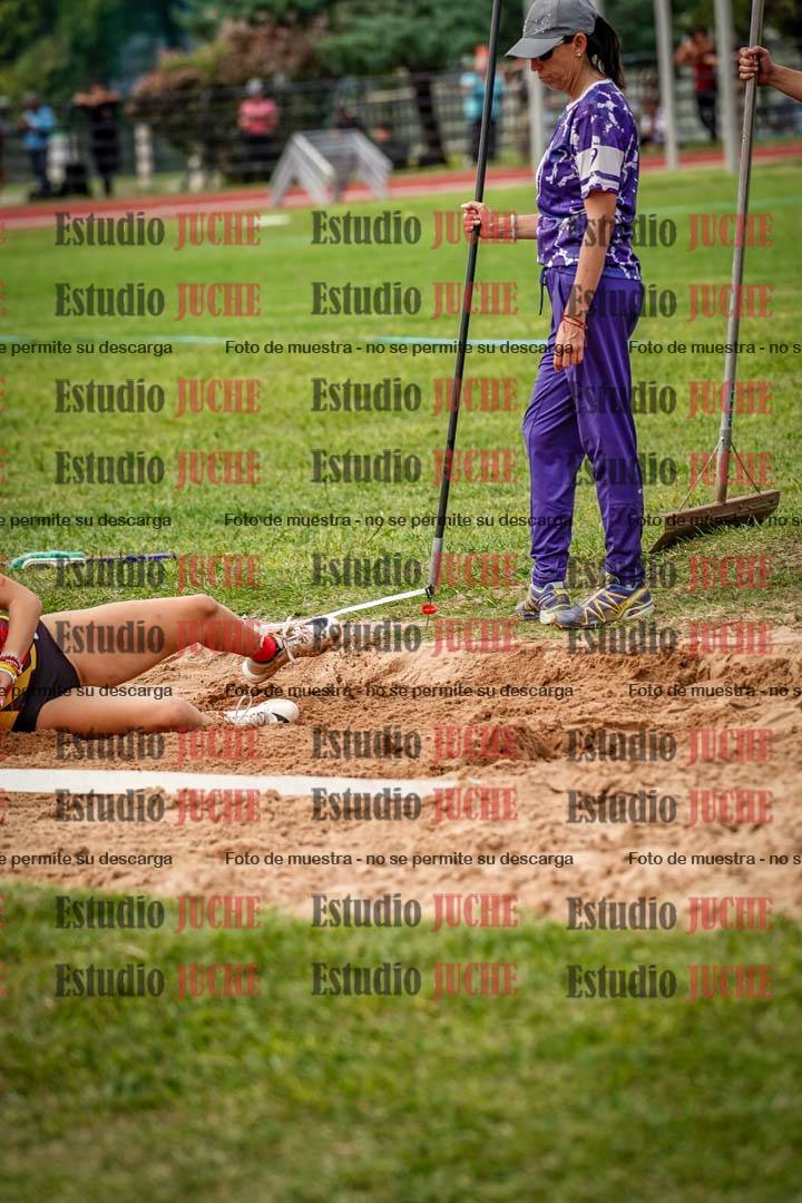 Fotos del salto triple de mujeres y varones
