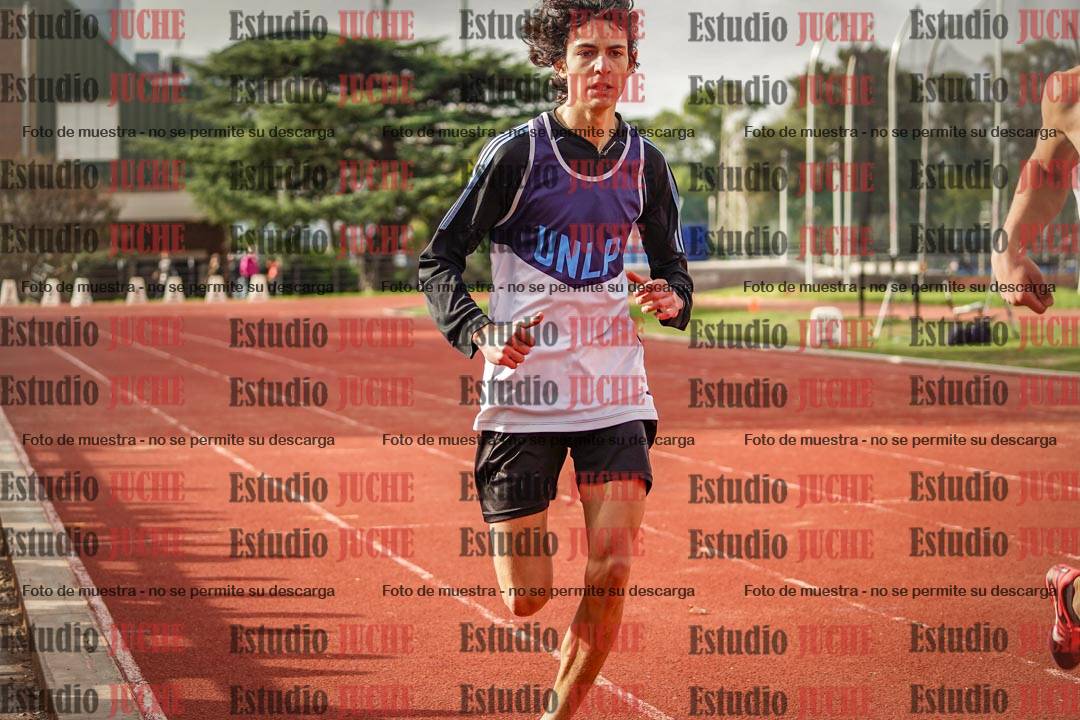 Fotos de los 400 m llanos de varones