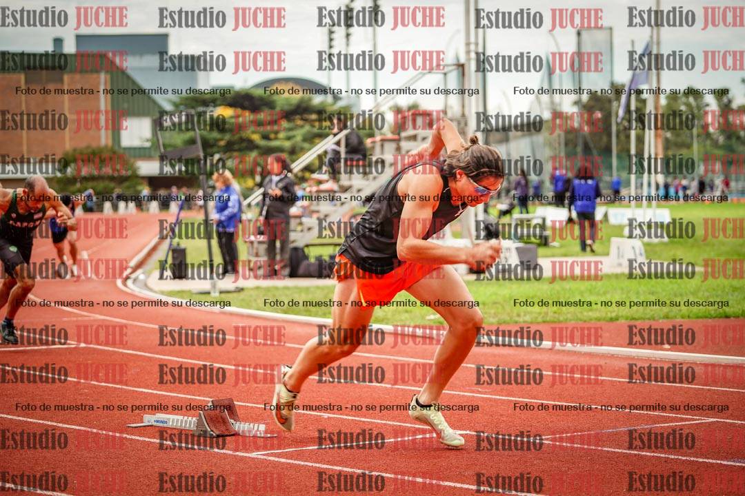 Fotos de los 400 m llanos de varones