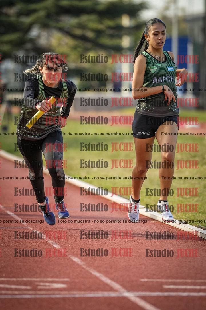 Fotos de las postas 4x400 m llanos de mujeres