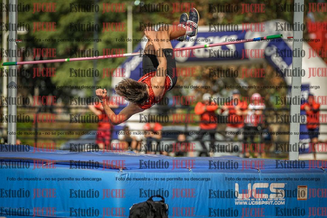 Fotos del salto en alto de varones