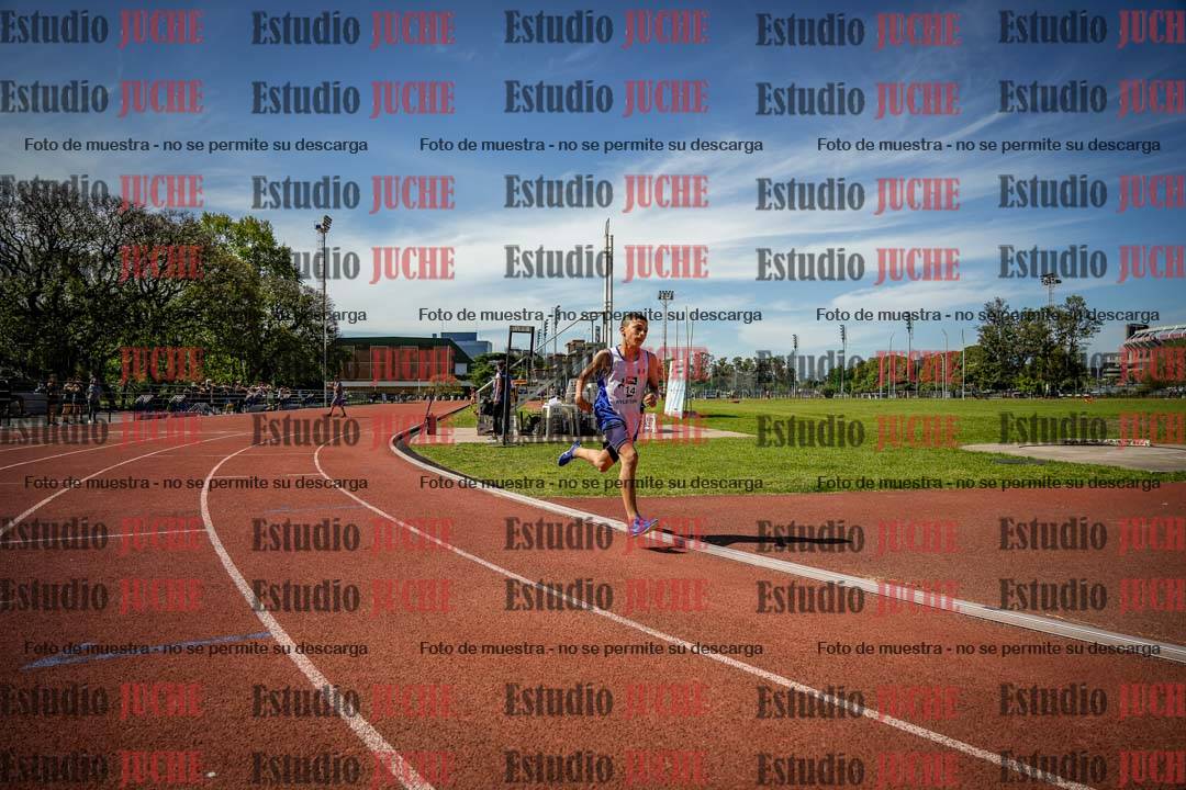 Fotos de los 800 m llanos de varones