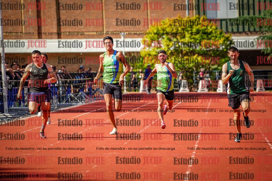 Fotos de los 200 m llanos de varones
