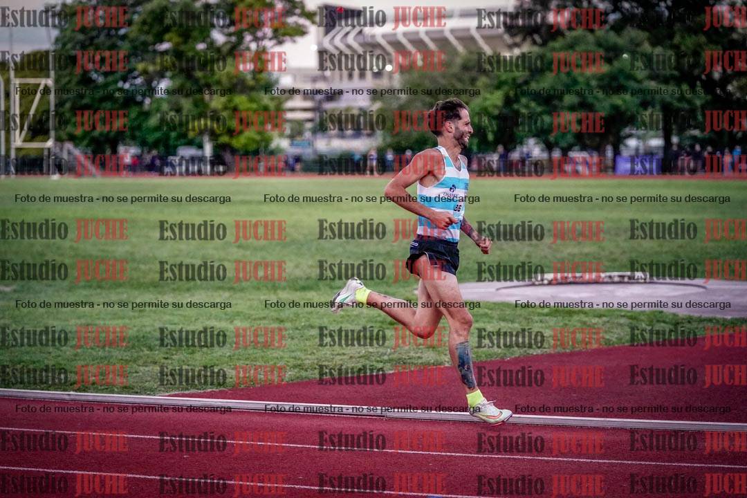 Fotos de los 1500 m llanos de varones