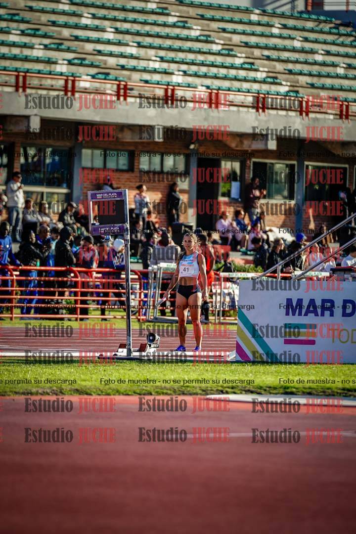 Fotos de los relevos 4x100 m de mujeres