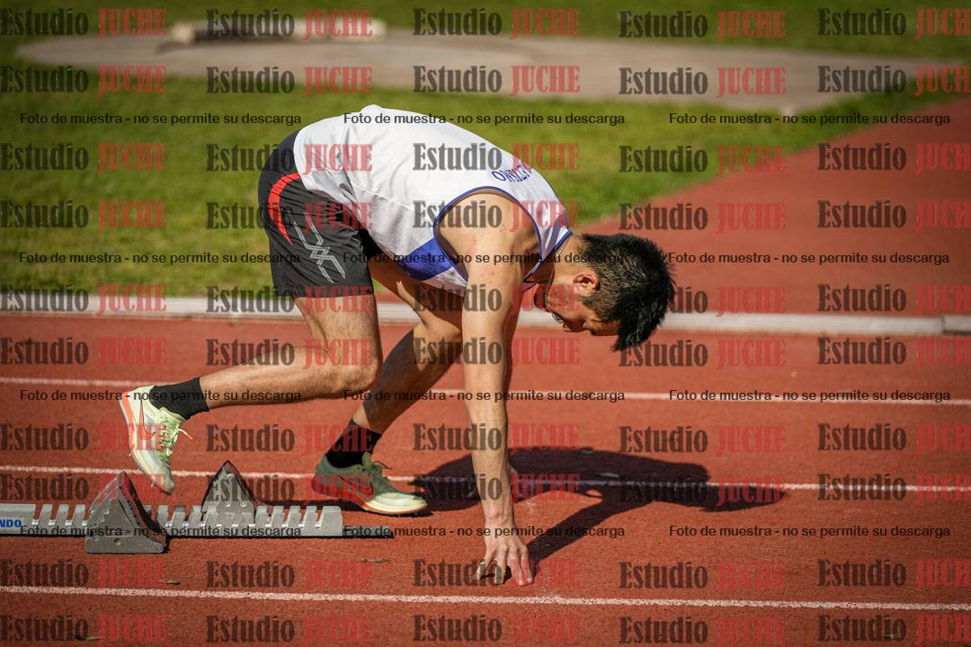 Fotos de los 400 m llanos de varones