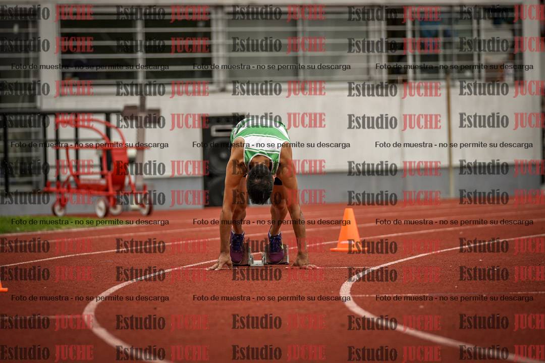 Fotos de los 400 m llanos de varones