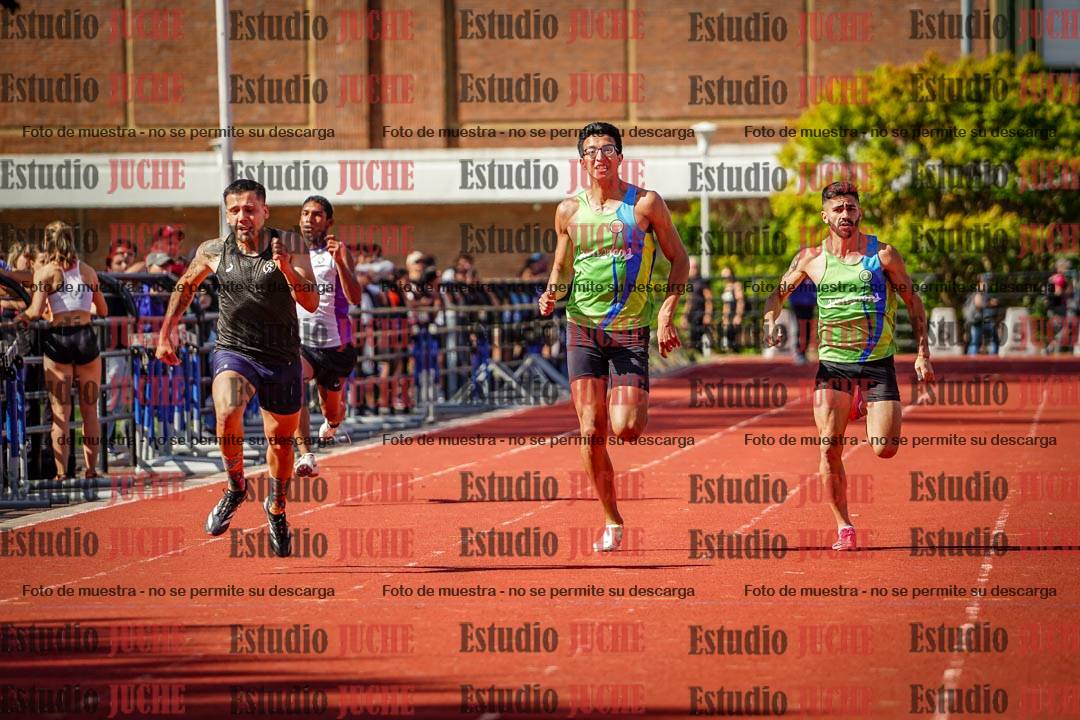 Fotos de los 200 m llanos de varones