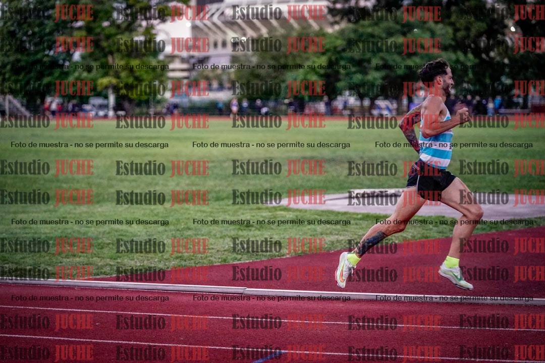 Fotos de los 1500 m llanos de varones