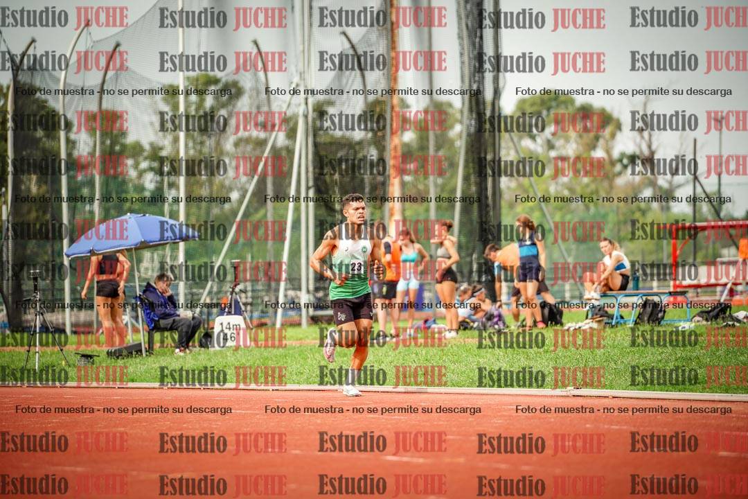 Fotos de los 3000 m con obstáculos de varones