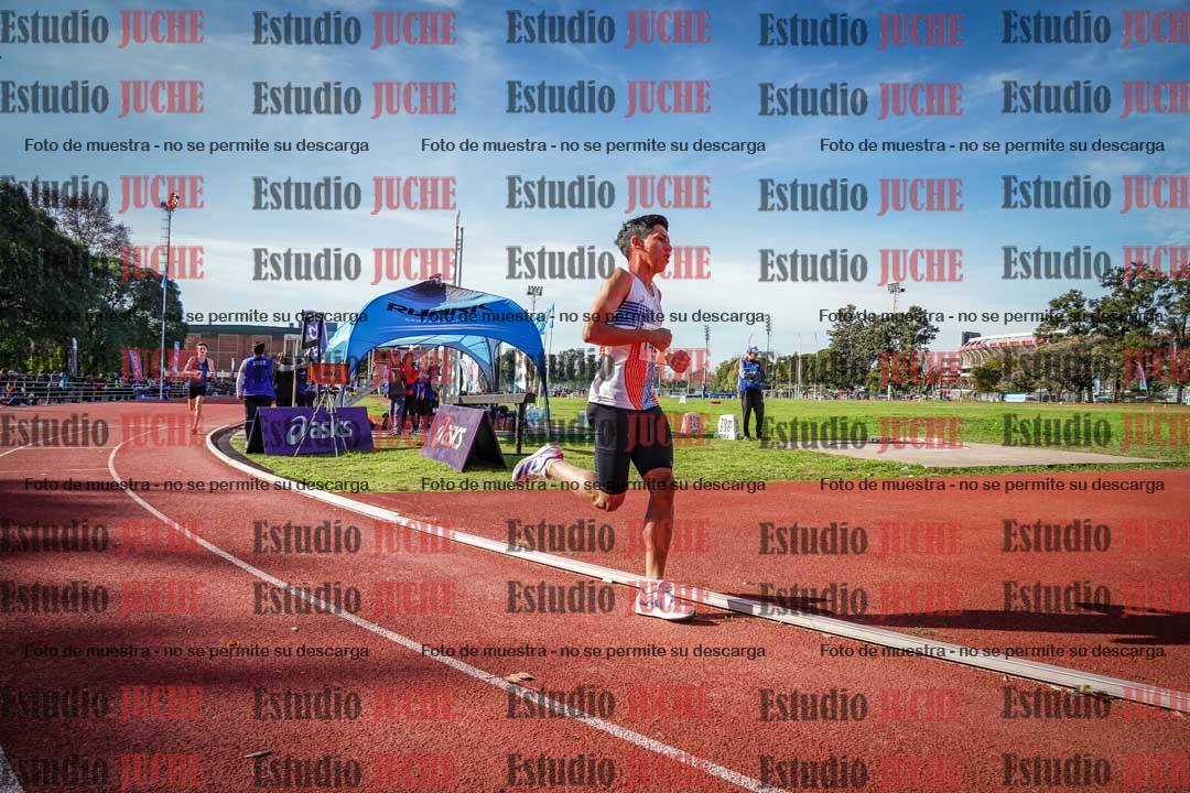 Fotos de los 1500 m de varones - decatlón 10