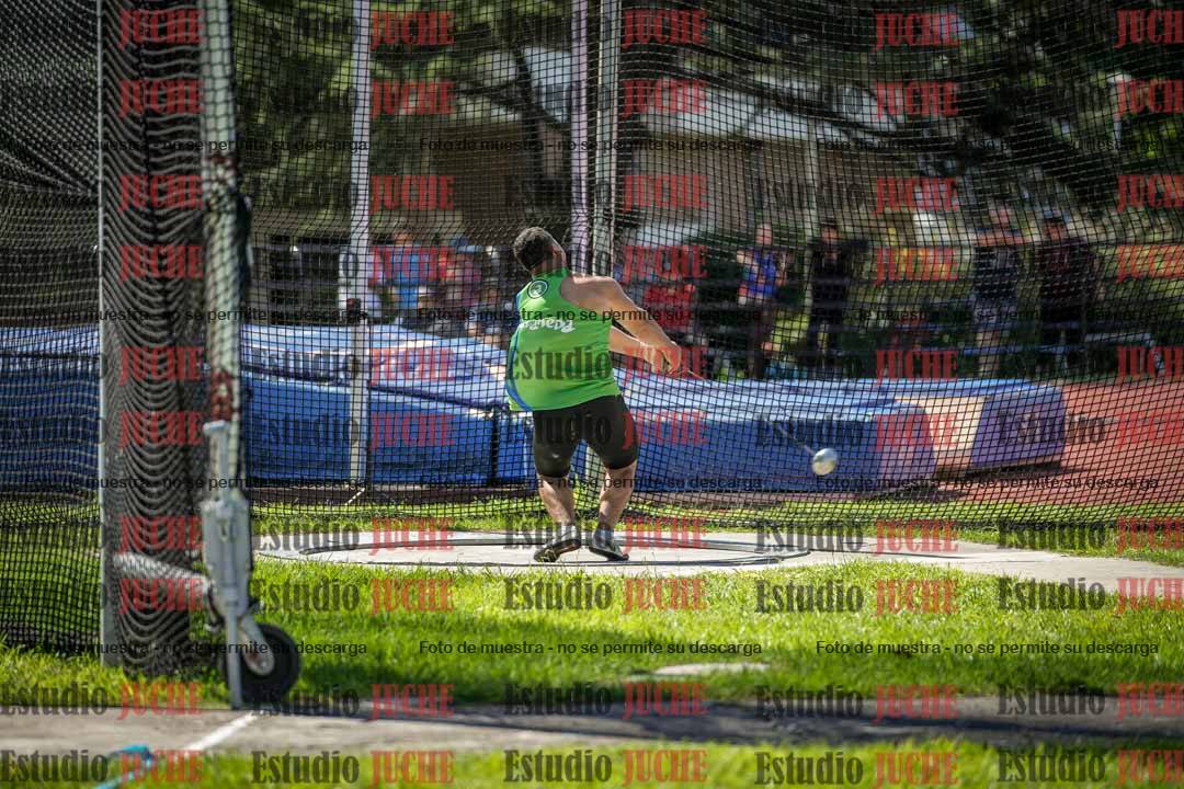 Fotos del lanzamiento de martillo de varones