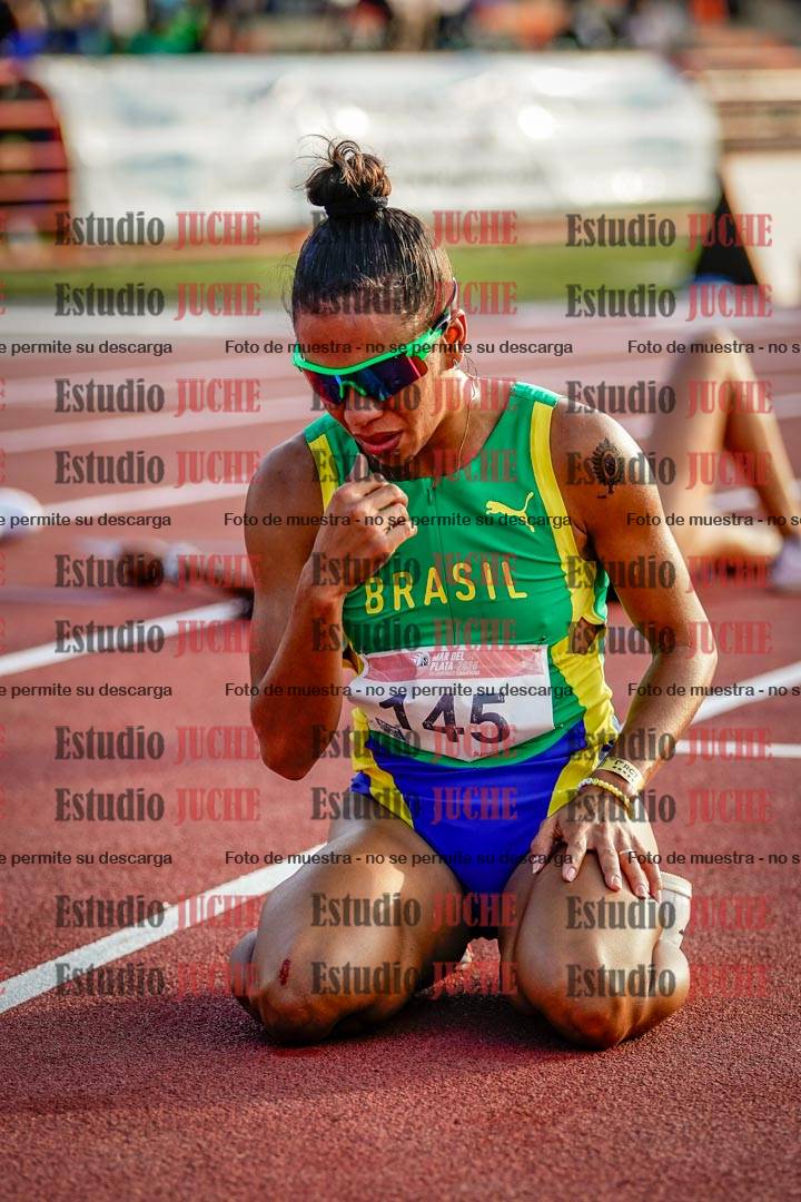Fotos de algunos extras y podios del día 1