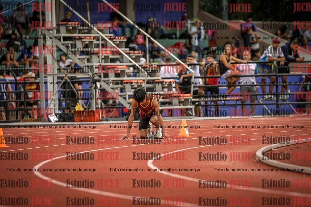 Fotos de los 400 m llanos de varones