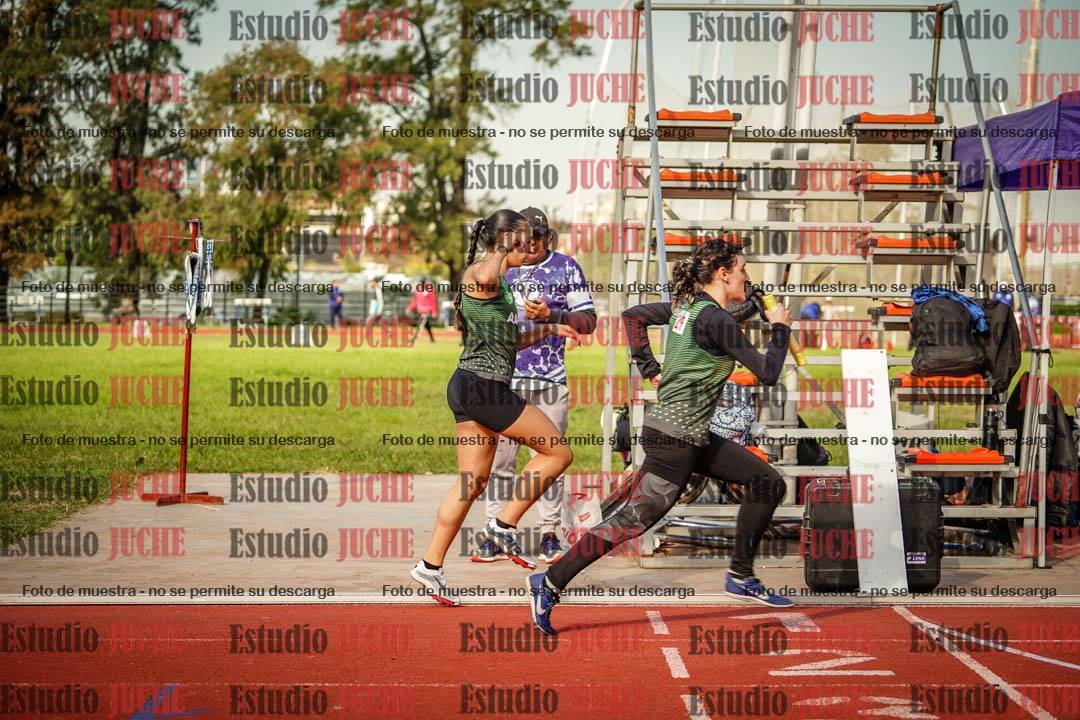 Fotos de las postas 4x400 m llanos de mujeres