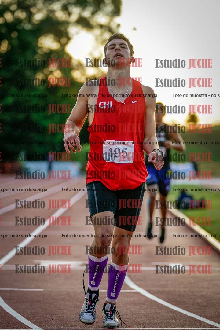 Fotos de los 1500 m llanos de varones - deca 10