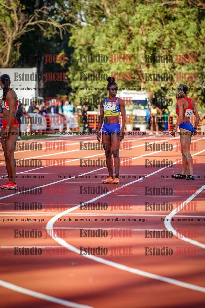 Fotos de los relevos 4x100 m de mujeres