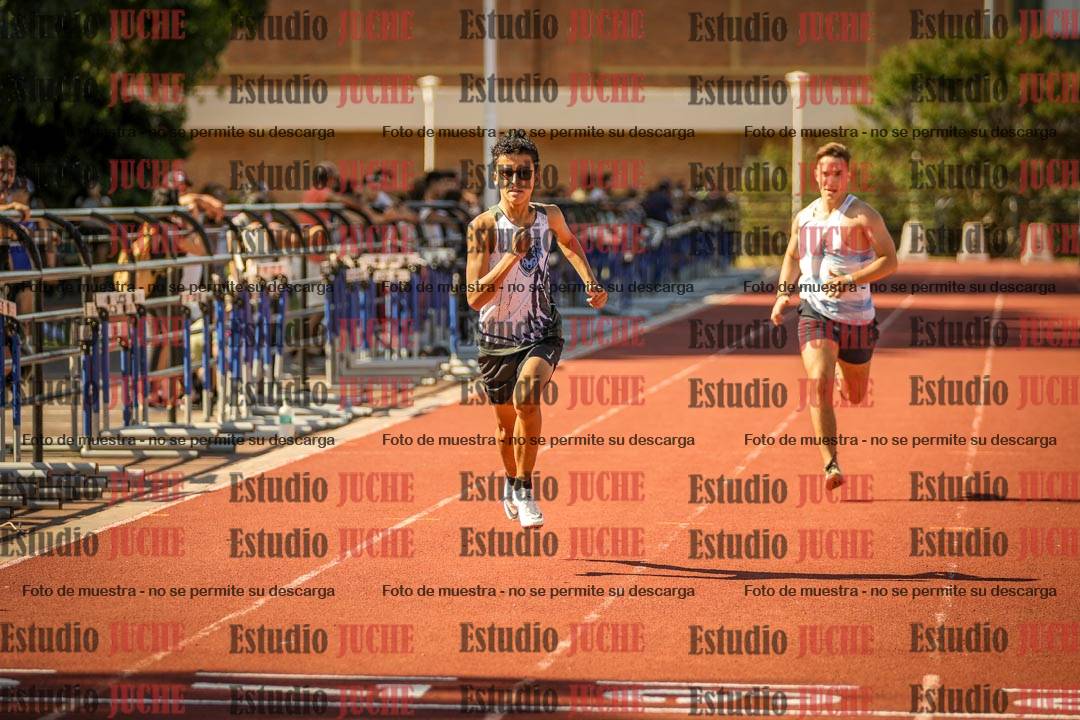 Fotos de los 400 m llanos de varones