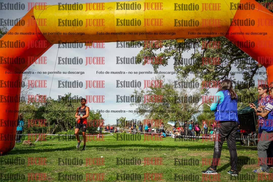 Fotos de la llegada del cross de 8000 m