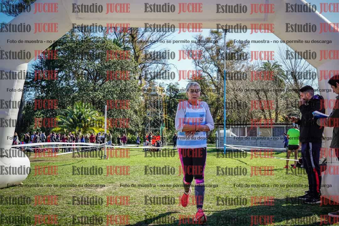 Fotos de la llegada del cross de 1500 m