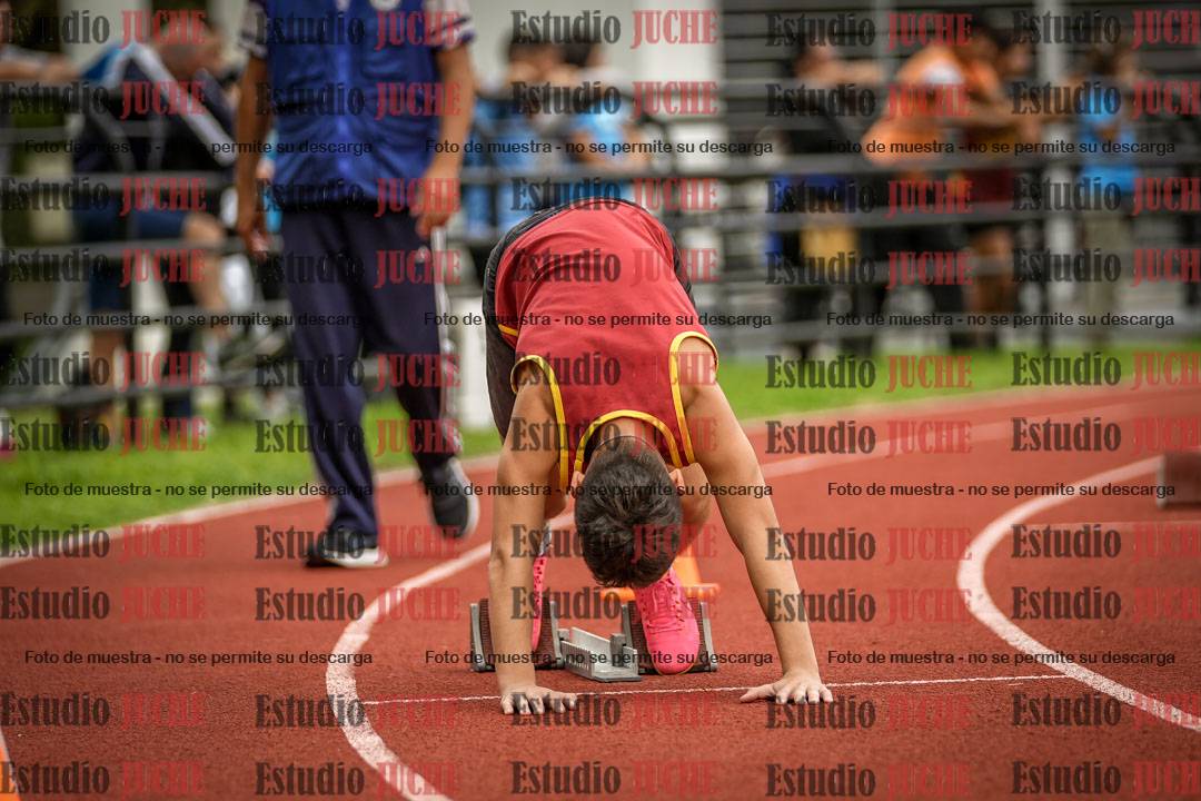 Fotos de los 400 m llanos de varones