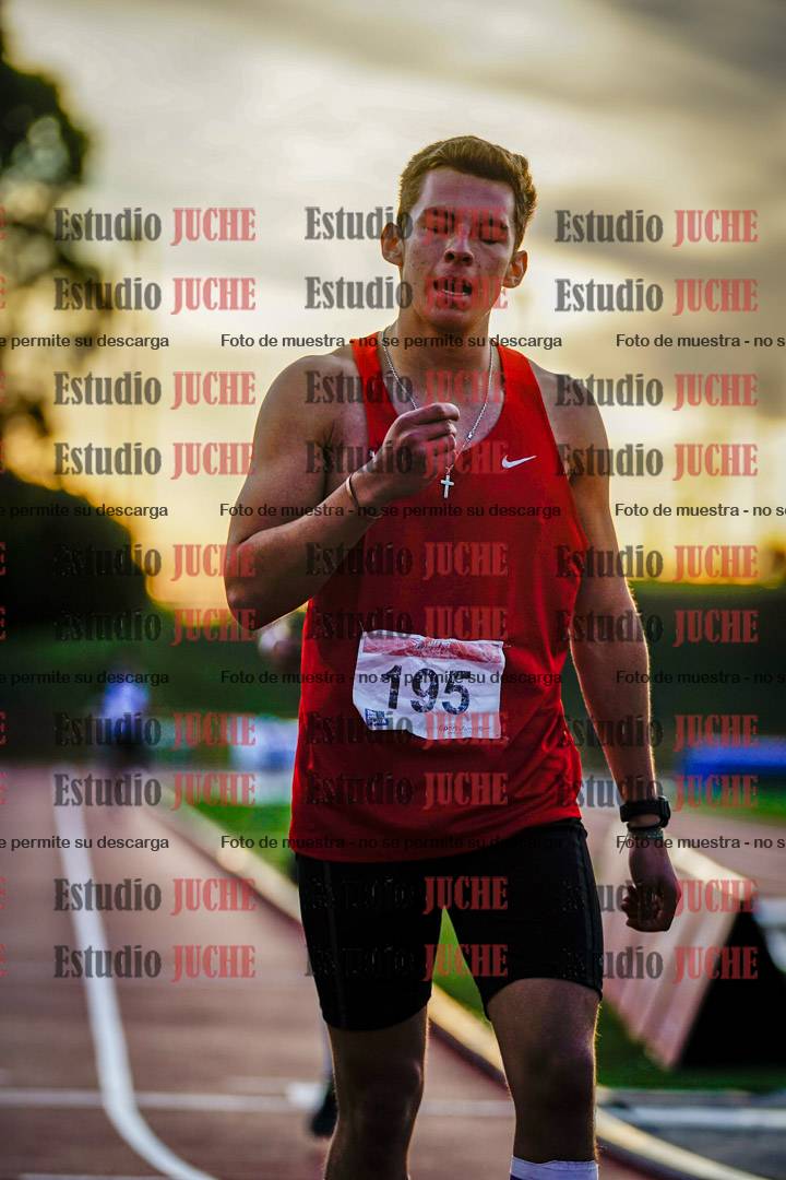 Fotos de los 1500 m llanos de varones - deca 10
