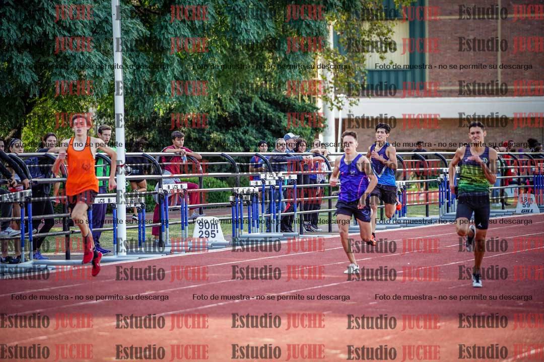Fotos de los 400 m llanos de varones